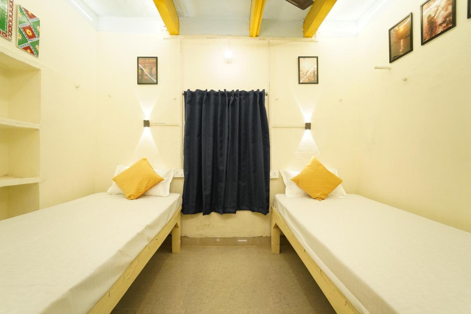 Kailash Heritage Homestay Varanasi Exterior photo