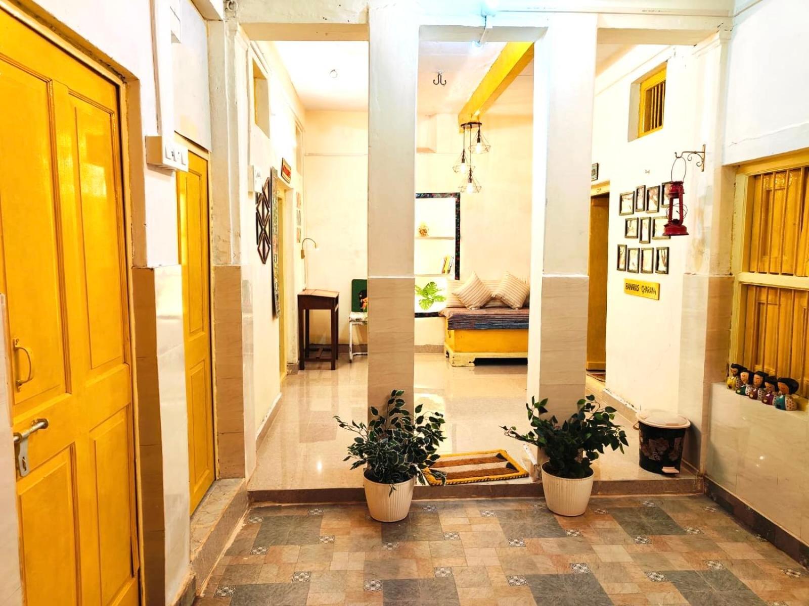 Kailash Heritage Homestay Varanasi Exterior photo