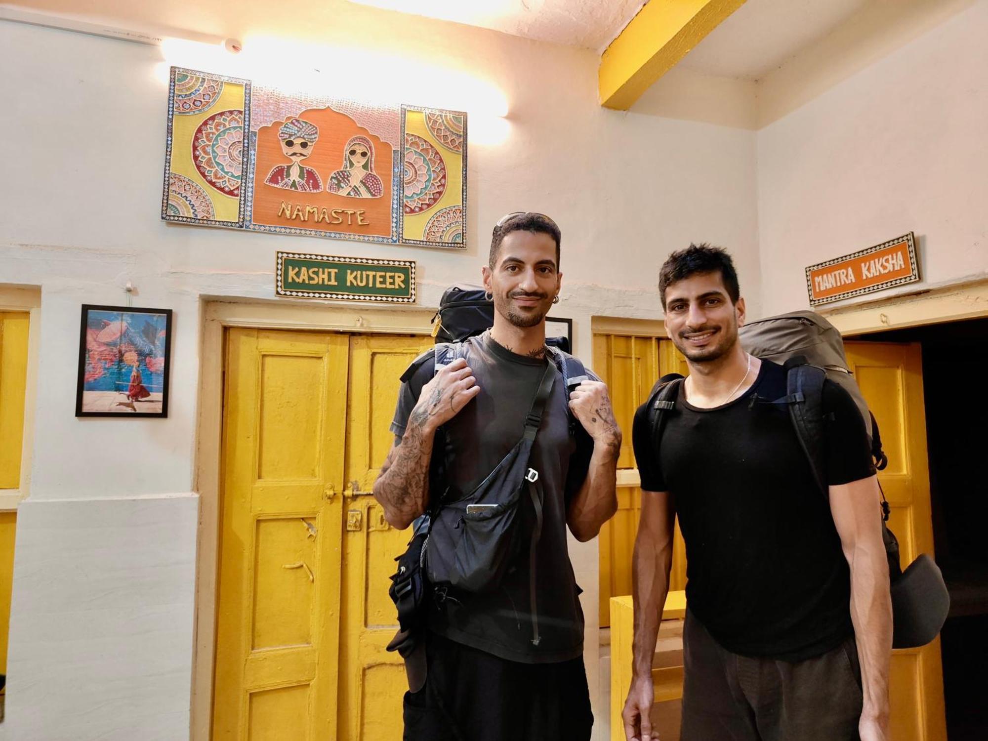 Kailash Heritage Homestay Varanasi Exterior photo